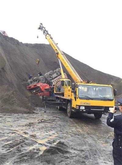 湘乡上犹道路救援